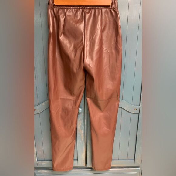 NWT!! Faux Leather Skinny’s - Picture 2 of 10